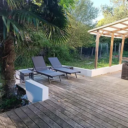 Holiday home Portets-vieux